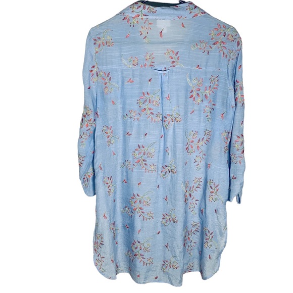 Anthropologie Fig and Flower button down top - Picture 3 of 9